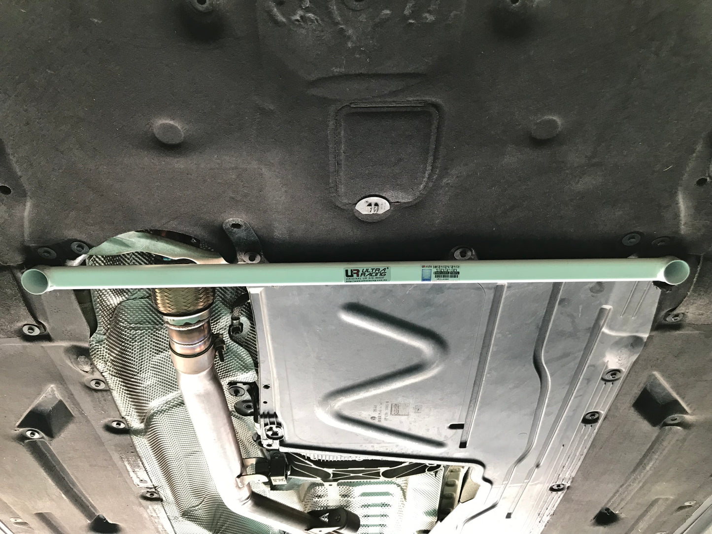 Ultra Racing Front Lower Brace for BMW F20 (120d) 2.0D 2WD FACELIFT HATCHBACK 2015-2019