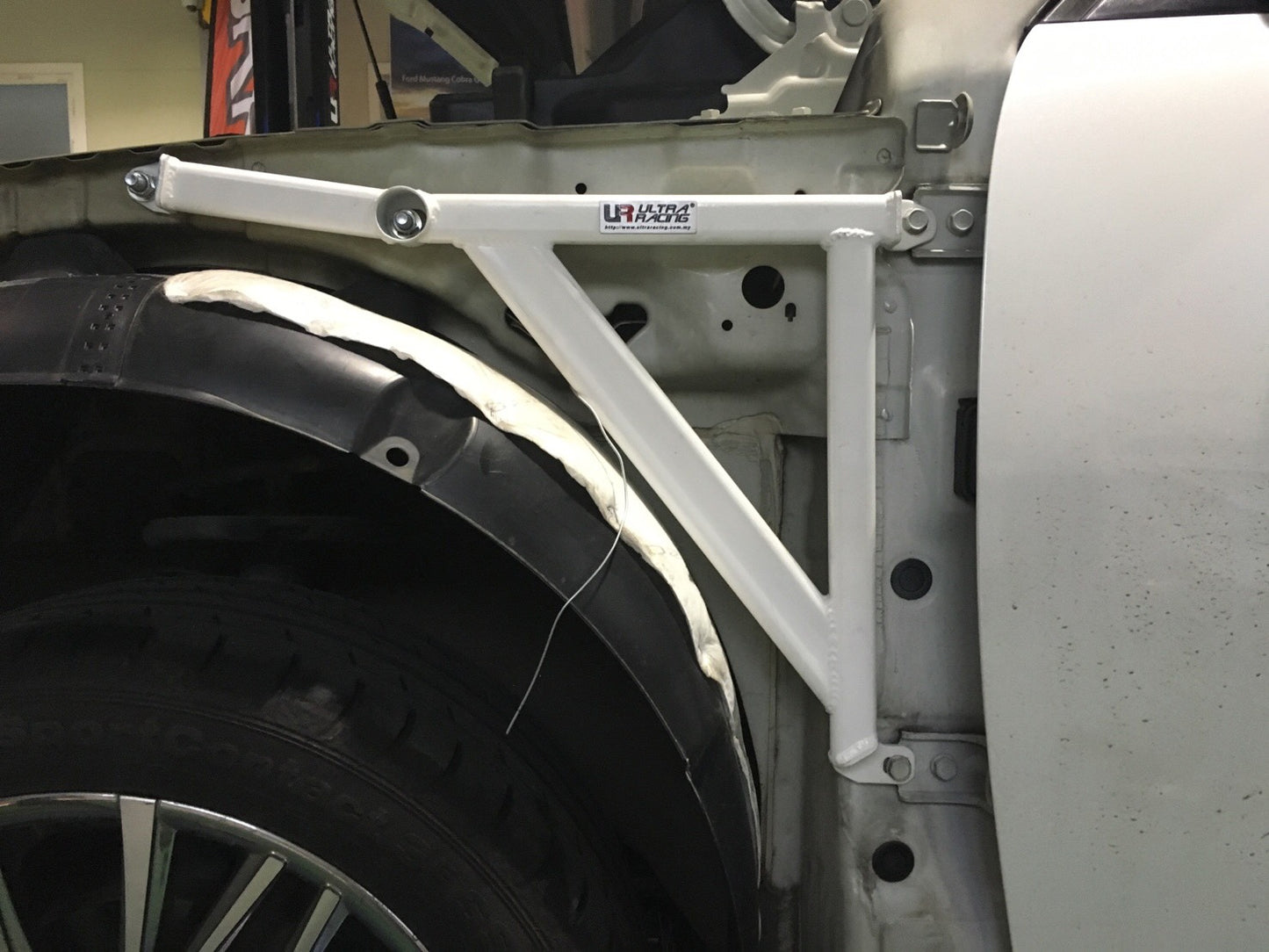 Ultra Racing Fender Bars for KIA OPTIMA K5 3RD GEN (TF) 2.0 2WD HYBIRD 2012-2015