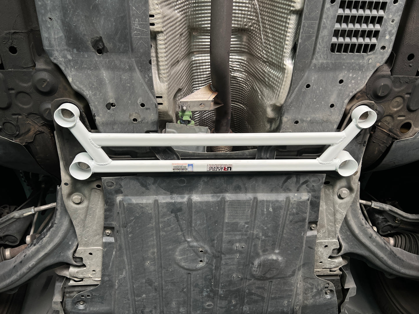 Ultra Racing Front Lower Brace for RENAULT CAPTUR 1ST GEN 1.2 2WD 2013-2019