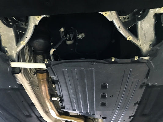 Ultra Racing Front Lower Brace for BMW G20 (M340i) 3.0T 2WD 2019-present