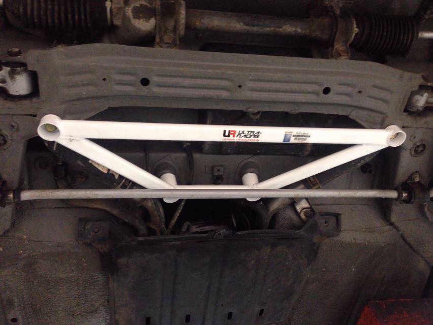 Ultra Racing Front Lower Brace for TOYOTA MR2 2ND GEN (W20) 2.0T-3S-GTE 2WD 1989-1999