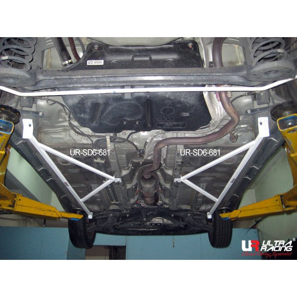 Ultra Racing Side/Other Braces for TOYOTA YARIS 2ND GEN (XP90) 1.5 2WD HATCHBACK 2005-2013