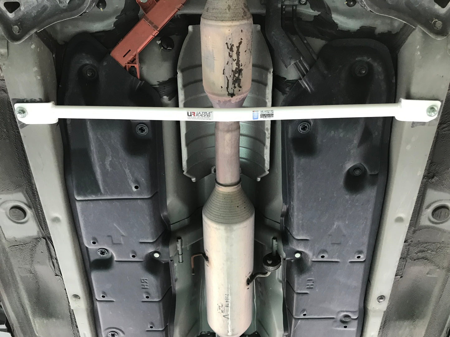 Ultra Racing Mid Lower Brace for TOYOTA CAMRY (XV40) 2.4 2WD 2007-2011