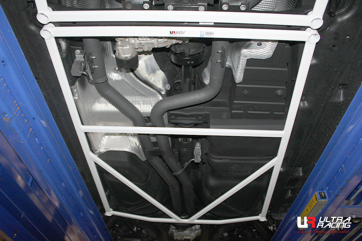 Ultra Racing Mid Lower Brace for AUDI Q7 (TYP 4L) 4.2 TDI 4WD 2006-2015